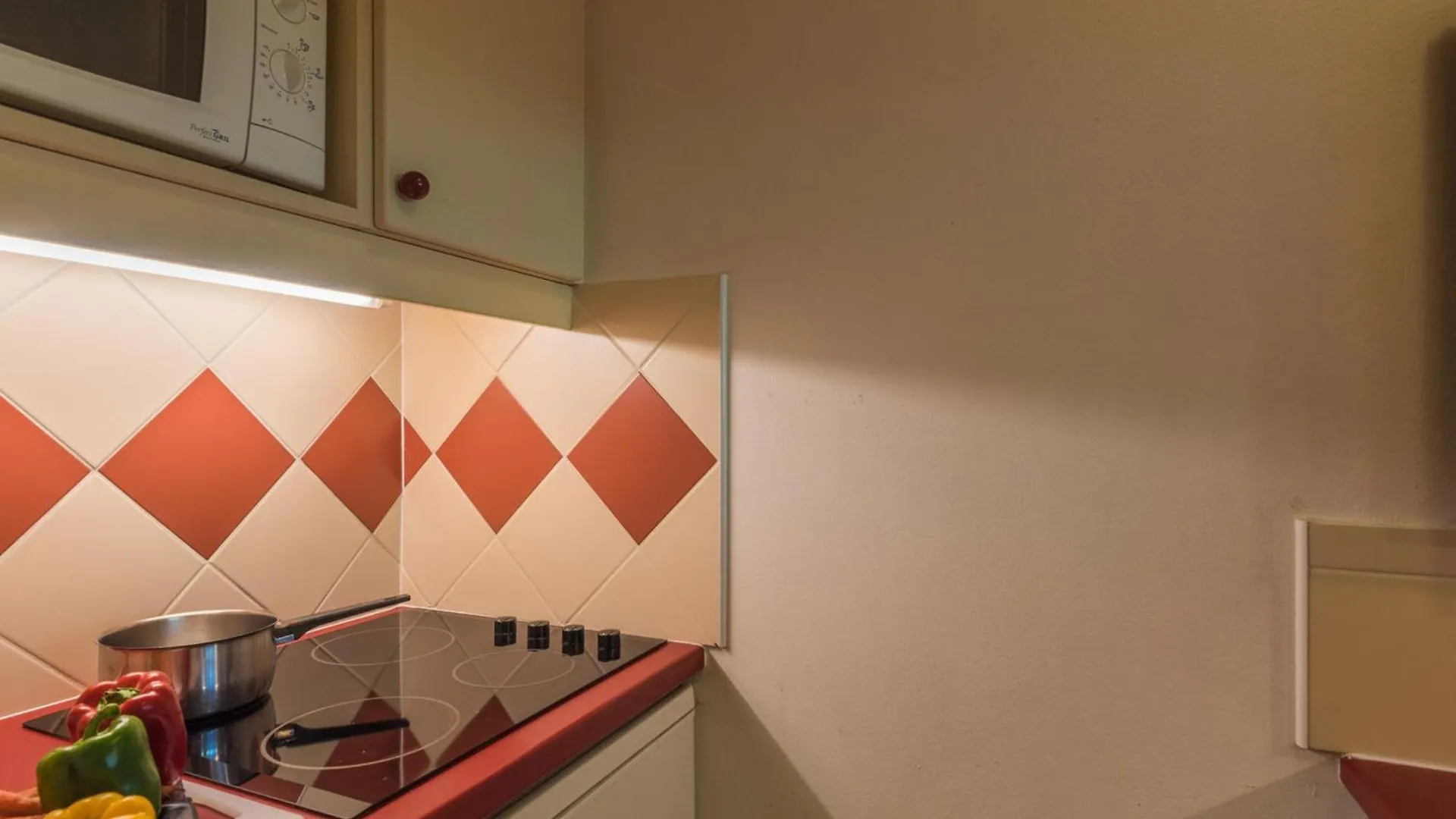 Ferienwohnung 2 Pieces Avec Parking Pres Gare Routiere Et Remonte-Pentes, Chamonix-Mont-Blanc - Fr-1-517-13 Chamonix